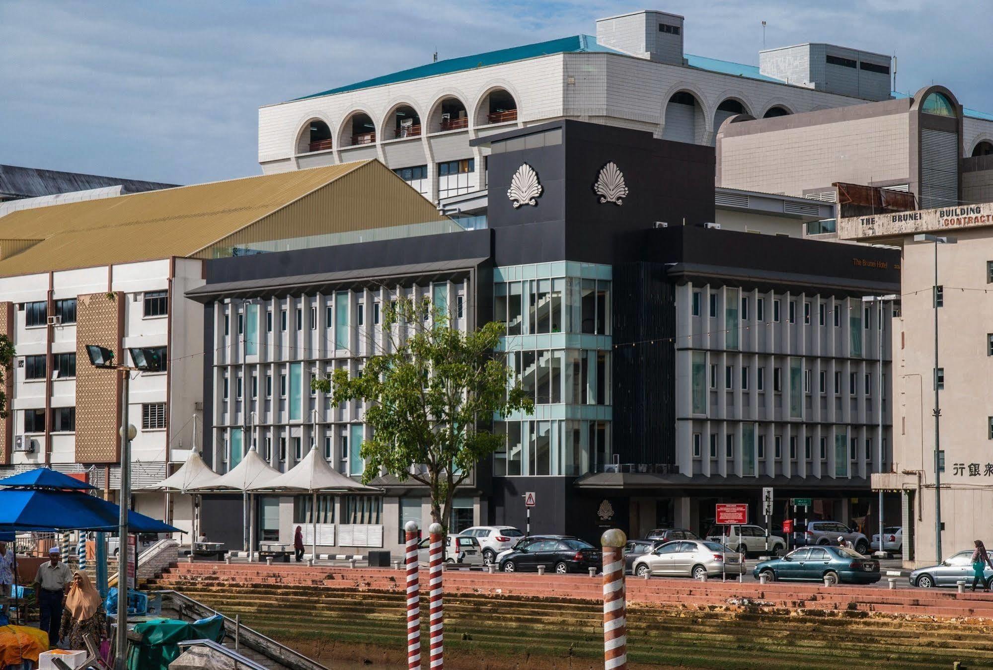 The Brunei Hotel Бандар-Сері-Бегаван Екстер'єр фото